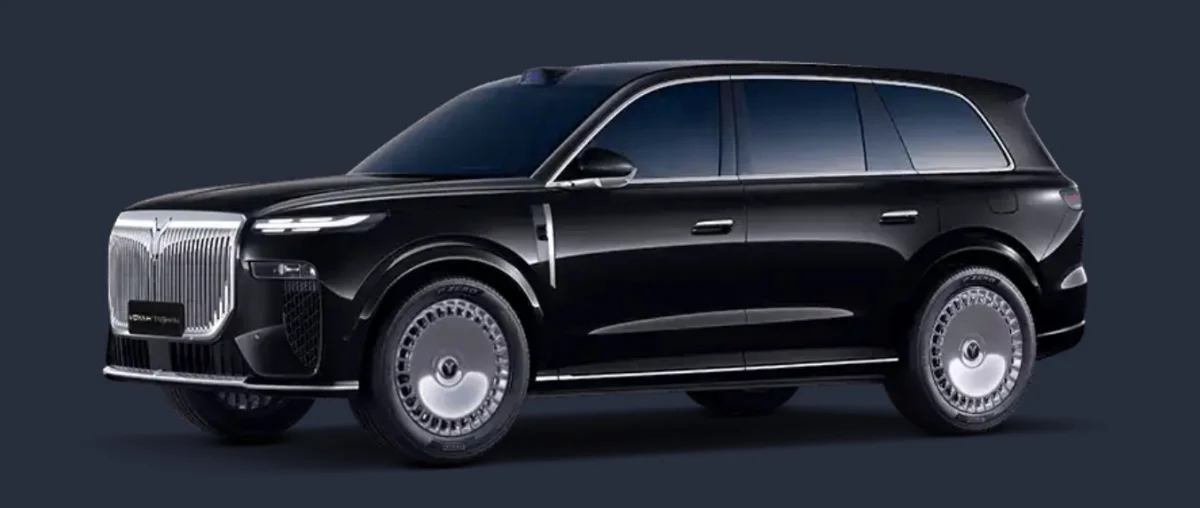 VOYAH TAISHAN X8 Искрящийся чёрный 2026